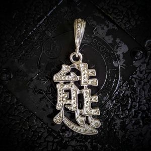 LARGE💢VINTAGE💢MEDALLION💢SILVER TONE